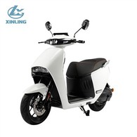 Scooter elektrik pedal pou granmoun